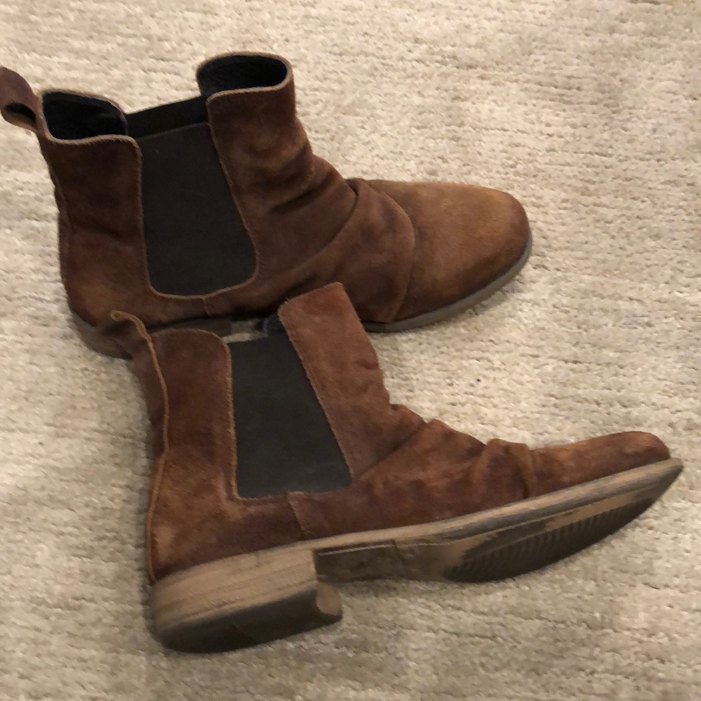 Miz Mooz booties, size 9.  Medium width.  Brown.